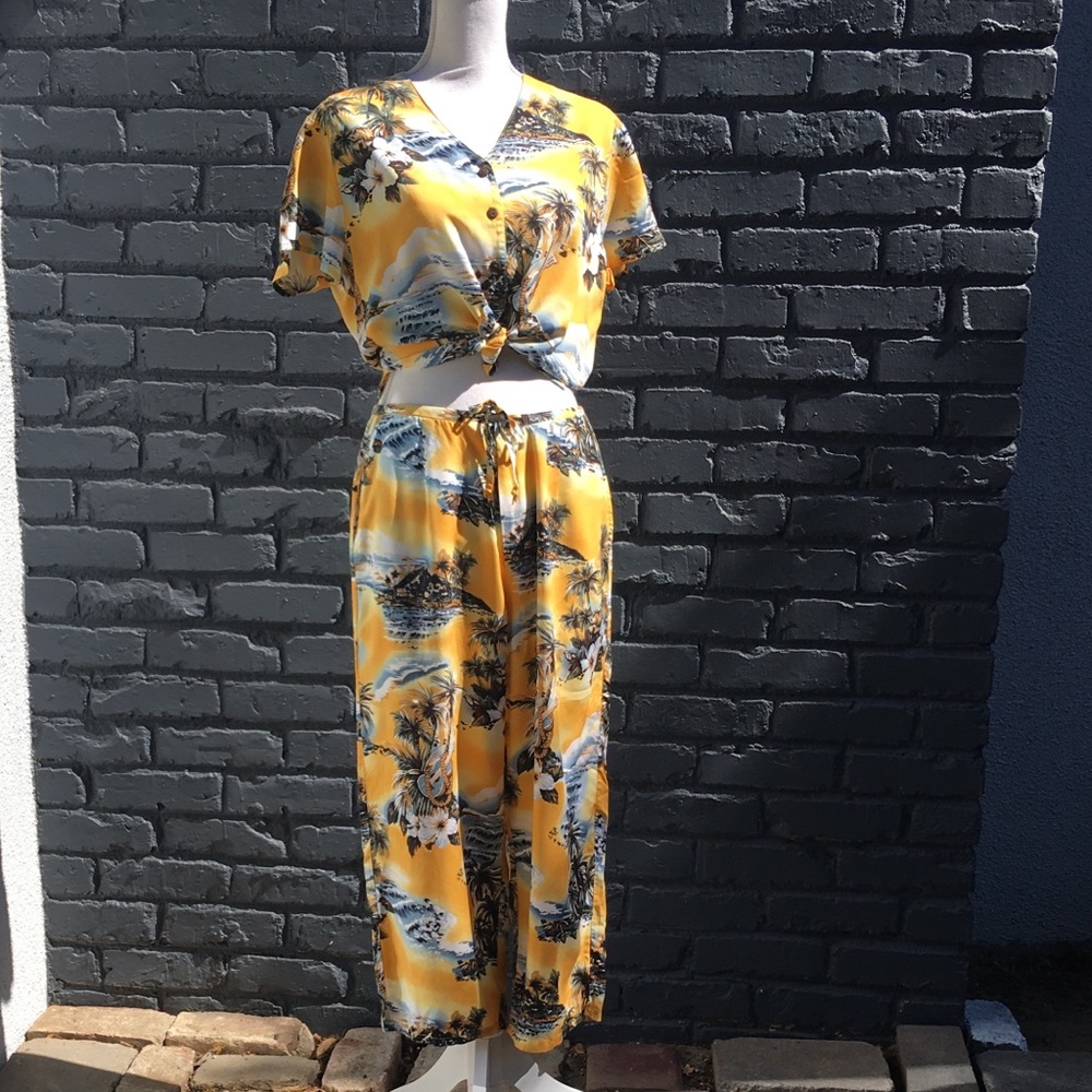 Vintage ‘Hilo Hattie’ Hawaiian 2pc set